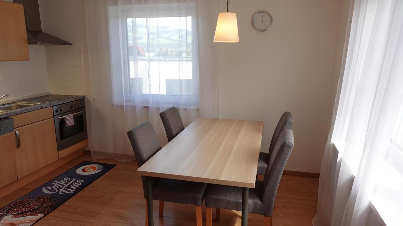 Joe'S Appartement Ebbs Esterno foto